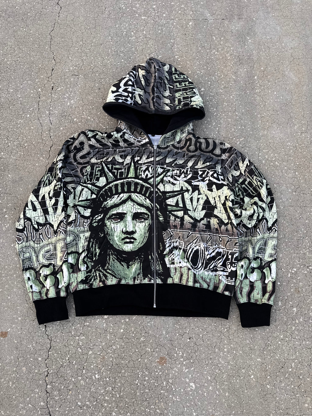 NYC GRAFI HOODIE
